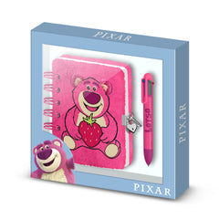 Disney Orso Lotso Strawberry-Confezione con Diario Plush + Penna 6 Colori, Rosa