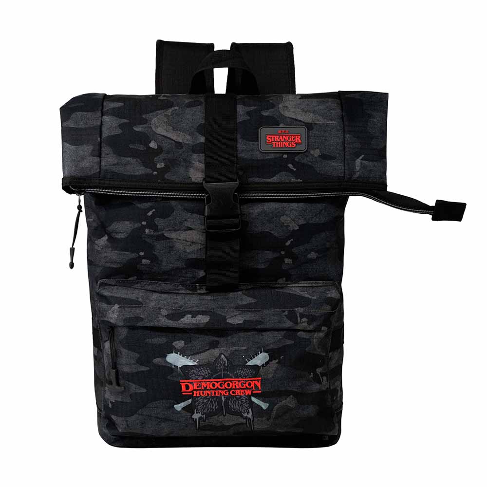 Mochila Flap Stranger Things Hunting